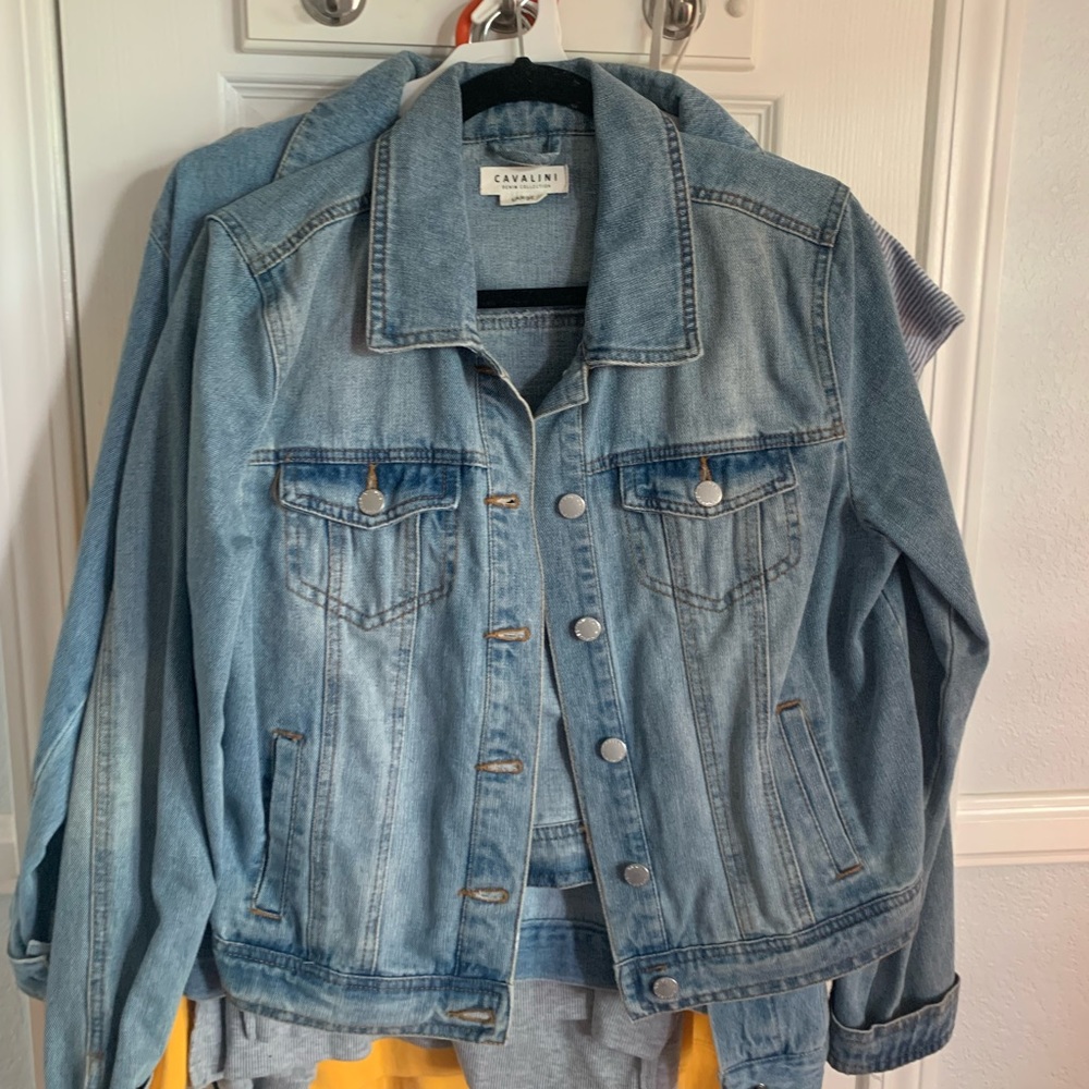 Non ripped Jeans Jacket Forever 21 Large